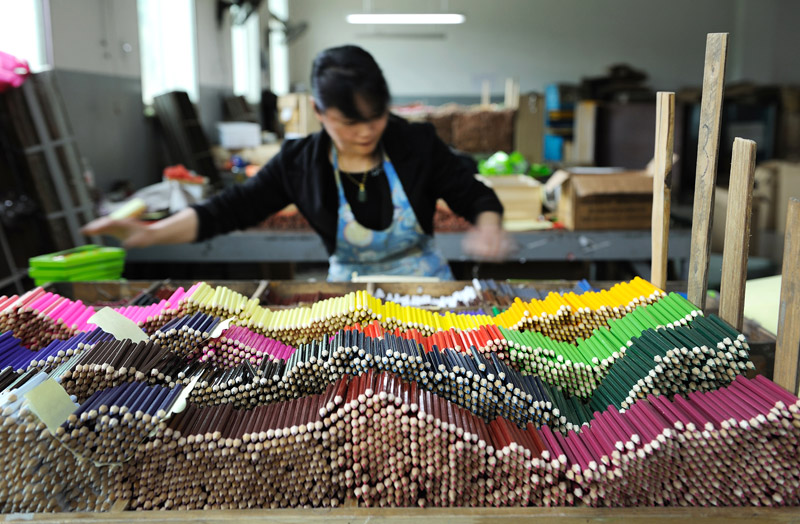 明星企業,歐迪實業,慶元OUDI,慶元AIRWOMAN,眉筆,眼線筆,唇線筆,眼影,指甲油,眼影,口紅,唇彩,彩妝系列,慶元化妝品,慶元進出口